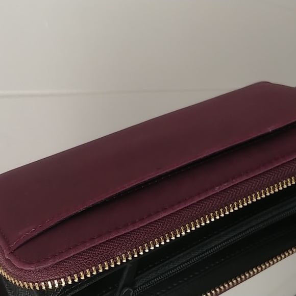 Kate Spade Wilson Road Neda Zip Around Wallet - Picture 15 of 16